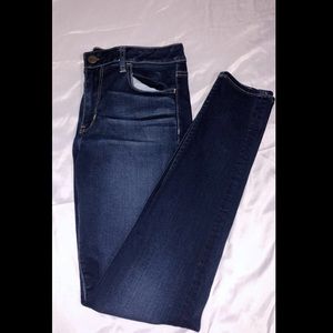 American Eagle size 12 skinny Jean. EUC